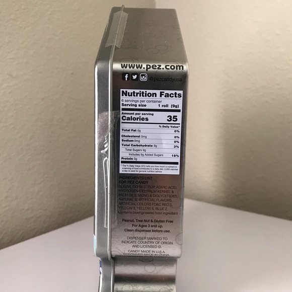 Disney 100 Years of Wonder Pez Tin Goofy, Mickey, Minnie, and Donald Duck - Picture 2 of 5